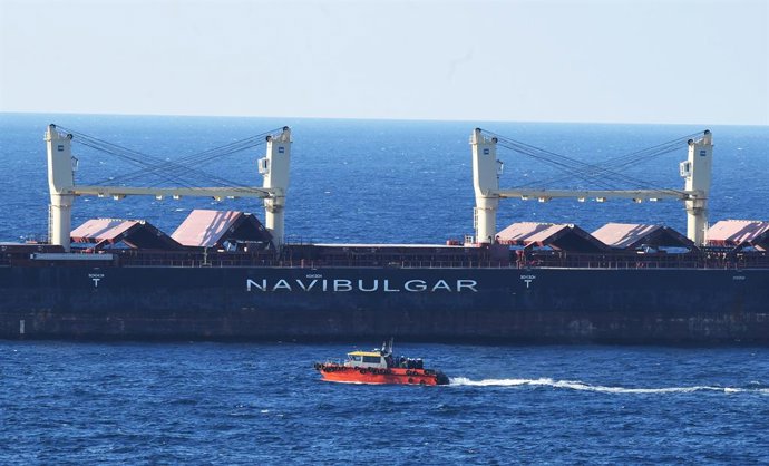 Archivo - Vaixells que transporten gra des d'Ucrana a l'estret del Bsfor, a Istanbul.