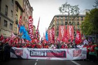 CCOO y UGT concentran a unas 50.000 personas en Madrid para exigir a la patronal "salario o conflicto"