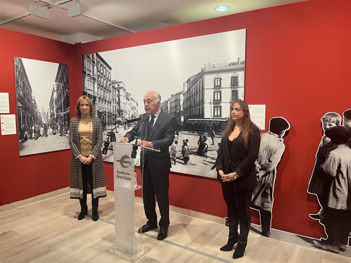Presentación de la muestra, en el Patio de la Infanta.
