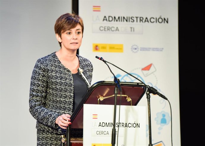 La ministra de Política Territorial y portavoz del Gobierno de España, Isabel Rodríguez, en Jadraque
