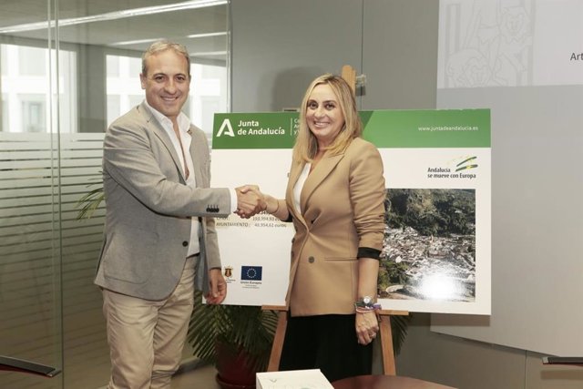 Marifrán Carazo y el alcalde de Cazorla, Antonio José Rodríguez