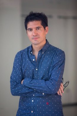 El escritor y periodista valenciano Paco Cerd