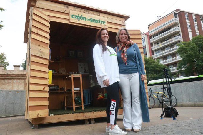 Presentación de la iniciativa de trueque 'Cajón de Sastre', en el marco del proyecto Reusemed.
