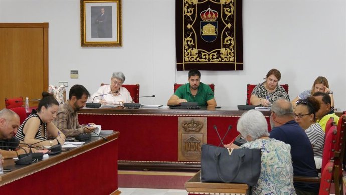 Mesa de negociación entre Ayuntamiento de Adra (Almería) y sindicatos