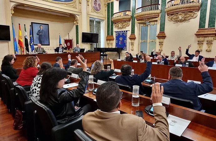 Pleno de la Diputación de Badajoz.