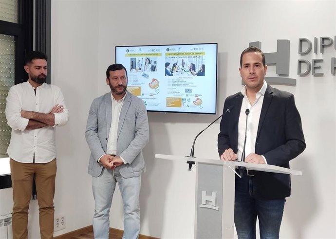 Nota De Prensa Y Fotos Talleres Rociana