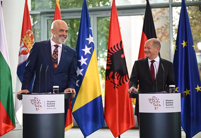 El primer ministro de Albania, Edi Rama, y el canciller de Alemania, Olaf Scholz