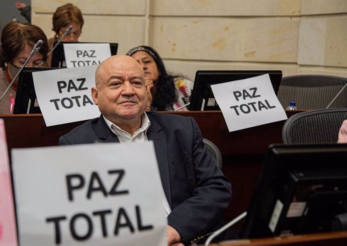 El Congreso colombiano aprueba la ley de 'paz total'
