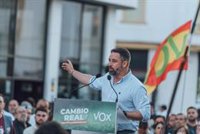Abascal reclama desde Ceuta "una alternativa intelectual" al "buenismo" y "la deriva multiculturalista"