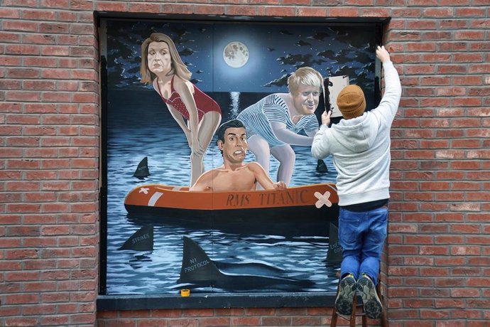 Mural dem Belfast que representa a los potenciales candidatos del Partido Conservador británico en las últimas primarias