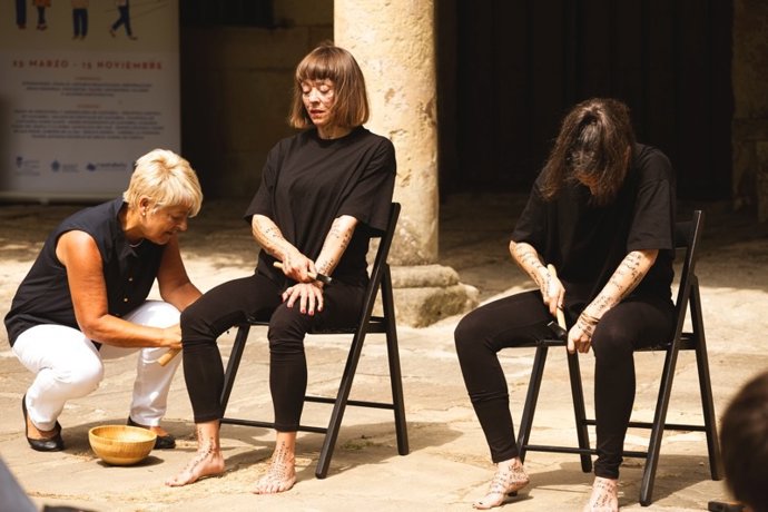 Imagen de una actuación de 'Mujeres y Cultura'