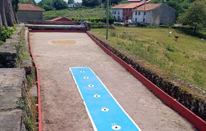 Archivo - Bolera. Bolos.