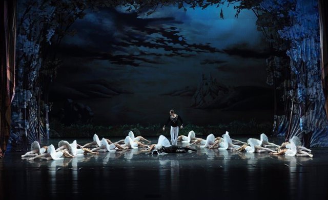 El Ballet de Kiev con 'El Lago de los Cisnes'.