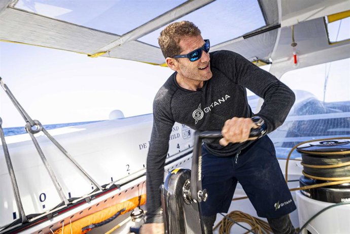 Bollé equipará a seis patrones de la Ruta del Ron.