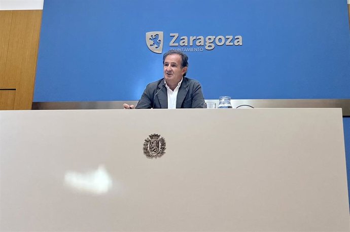 El consejero municipal de Acción Social y Familia, Ángel Lorén.