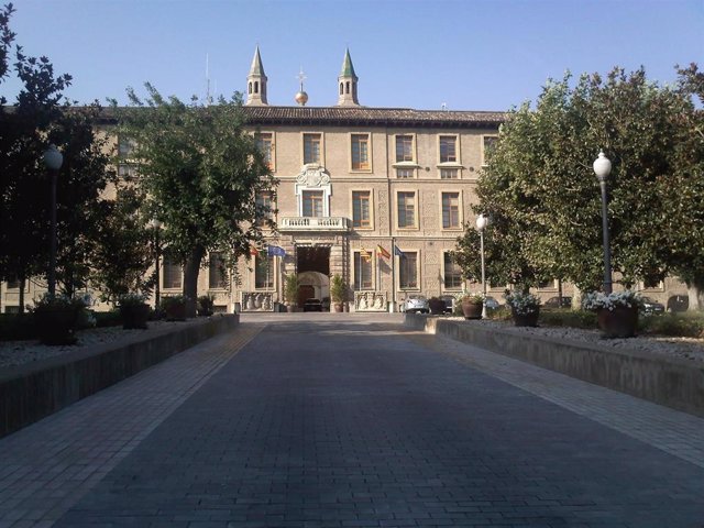 Archivo - Edificio Pignatelli, sede del Gobierno de Aragón.