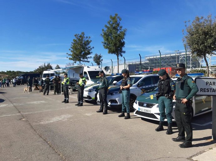 Unos 2.000 agentes de diferentes especialidades --un 20% más que el  año pasado-- integran el dispositivo de seguridad establecido para el Gran Premio de Motociclismo de Cheste