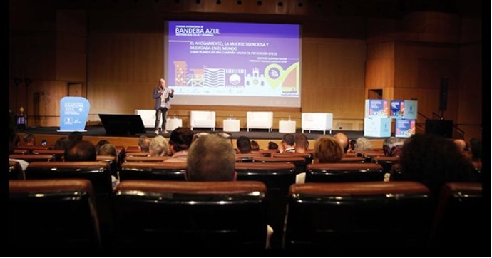 Charla de 'Canarias, 1500 Km de Costa'