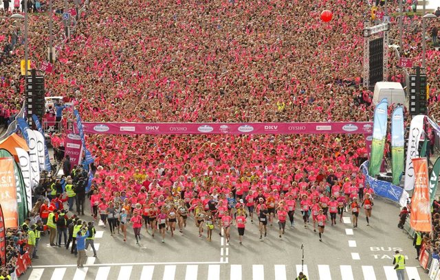 La Cursa de les Dones exhibirá un gigantesco lazo rosa para visibilizar la lucha contra el cáncer de mama.