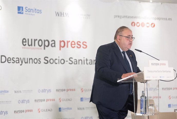 El consejero de Sanidad de la Junta de Castilla y León, Alejandro Vázquez Ramos, interviene durante un desayuno socio-sanitario de Europa Press, en el Hotel Hyatt Regency, a 4 de noviembre de 2022, en Madrid (España).