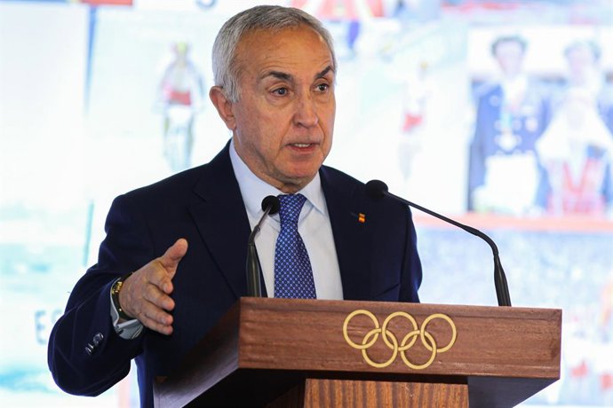 Archivo - Alejandro Blanco, President of COE (Spanish Olympic Committee) attends the media during press conference at the headquarters of the Spanish Olympic Committee on June 21, 2022 in Madrid, Spain.