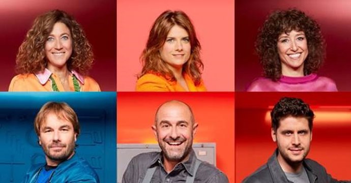Els periodistes Helena Garcia Melero, Ariadna Oltra, Agns Marqus, Eloi Vila, Quim Masferrer i Roger Escapa 