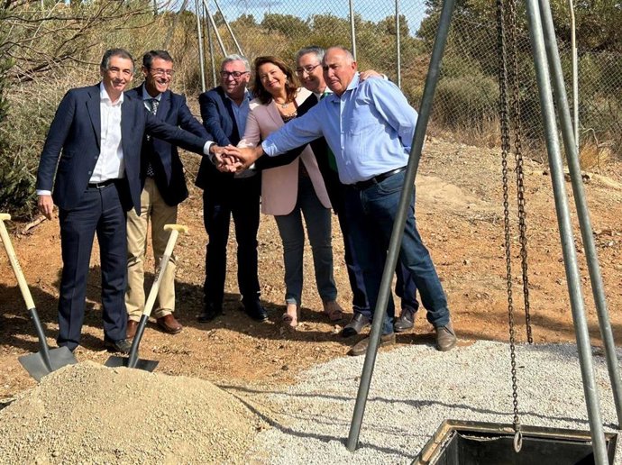 Inicio de la conexión de los terciarios de la EDAR de Rincón de la Victoria con el regadío del Plan Guaro.