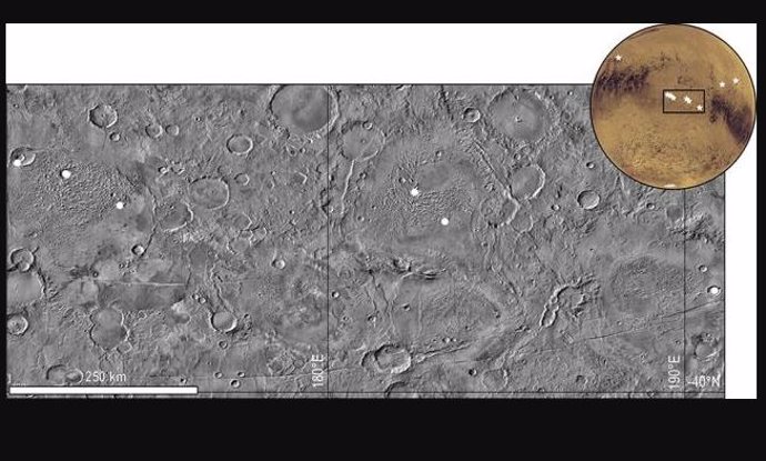 Los investigadores localizaron nueve lugares en el hemisferio sur de Marte que eran ricos en un mineral llamado feldespato.