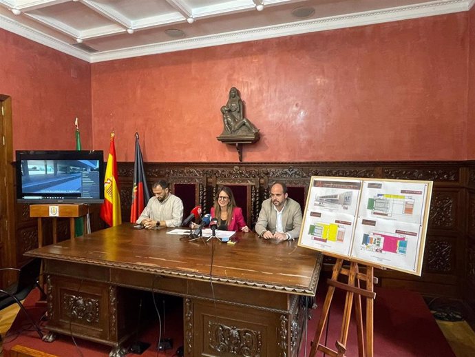 La alcaldesa de Ayamonte (Huelva), Natalia Santos, ha anunciado la inminente apertura del Centro de Exposiciones y Congresos de Ayamonte (CECA).