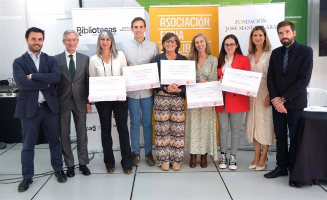 La Universidad Internacional de Valencia-VIU y Fundación Lara entregan los premios del IV certamen 'Enseñamos a leer'