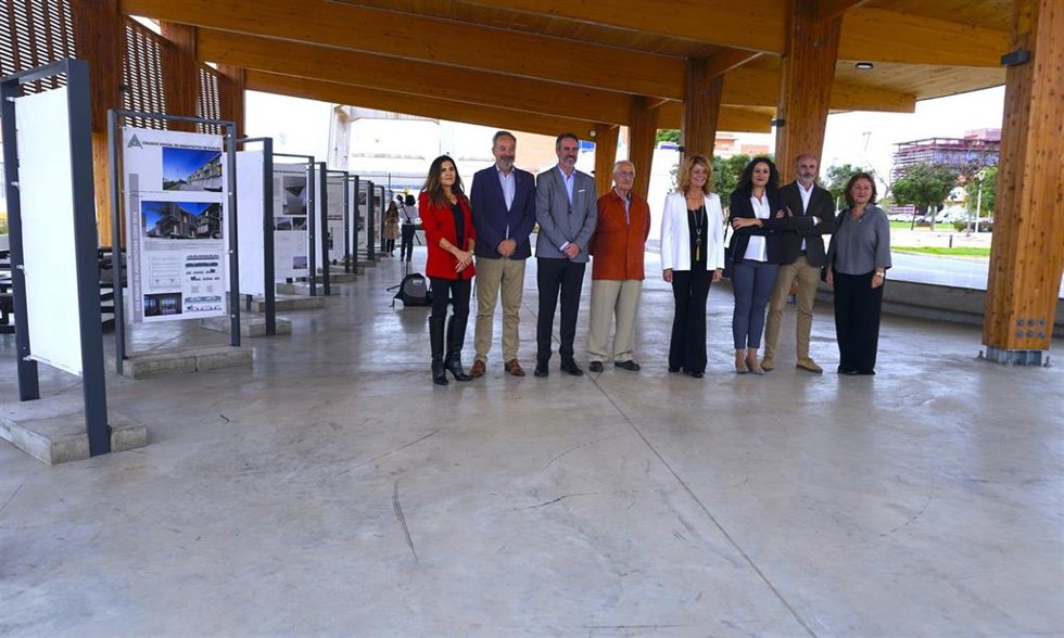 Archivo - La UHU expone las obras premiadas por el Colegio de Arquitectos en sus 21 años de historia.