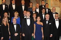 Los Reyes llegan a la gala del 175 aniversario del Círculo del Liceo en Barcelona