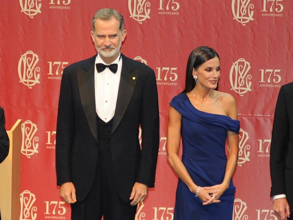 Don Felipe VI y la Reina Letizia han presidido la celebración del 175 aniversario del Círculo del Liceo