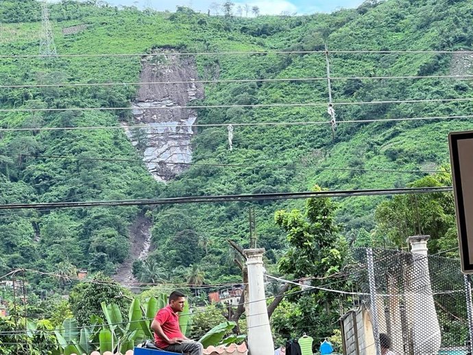 Deslizamiento de tierra en Puerto La Cruz, Venezuela