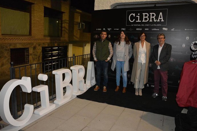 El Festival CiBRA ha levantado el telón de la décimo cuarta edición con su tradicional gala inaugural en la localidad toledana de La Puebla de Montalbán
