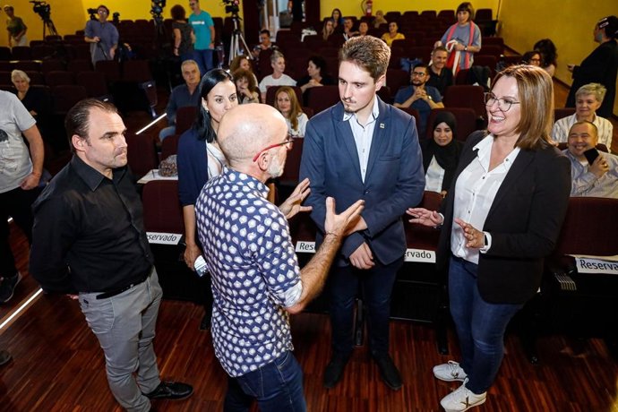 La vicepresidenta y consejera de Mujer, Igualdad, LGTBI, Familias, Política Social y Transparencia, Isabel Franco, inauguró hoy en Totana las 'Jornadas ciudadanas. Un diagnóstico de futuro compartido'