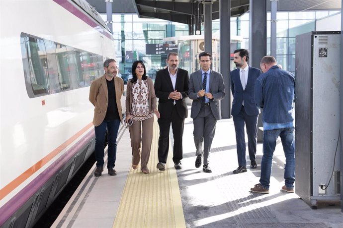 Visita de Xavier Flores a la estación de trenes de Granada, este pasado mes de octubre