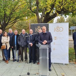 León rinde homenaje a la Cultural con una rotonda en la avenida Ingeniero Saénz de Miera
