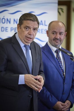 El ministro de Agricultura, Pesca y Alimentación, Luis Planas, interviene en el acto de inauguración de la XI Asamblea de la Federación Nacional de Cofradías de Pescadores (FNCP)