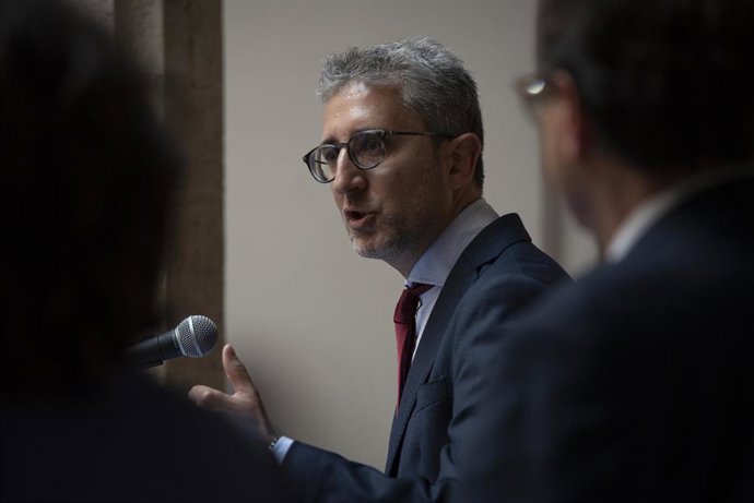 Archivo - El  conseller de Hacienda y Modelo Económico, Arcadi España. 