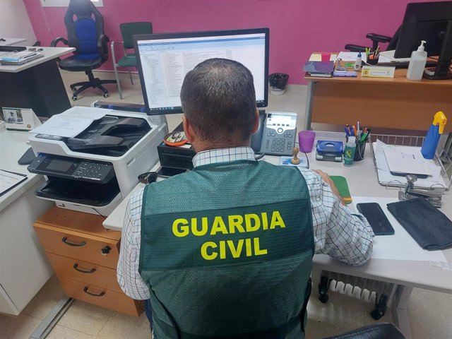 Imagen de archivo de un agente de la Guardia Civil.