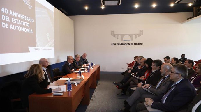El presidente de las Cortes de Castilla-La Mancha, Pablo Bellido, en la inauguración.