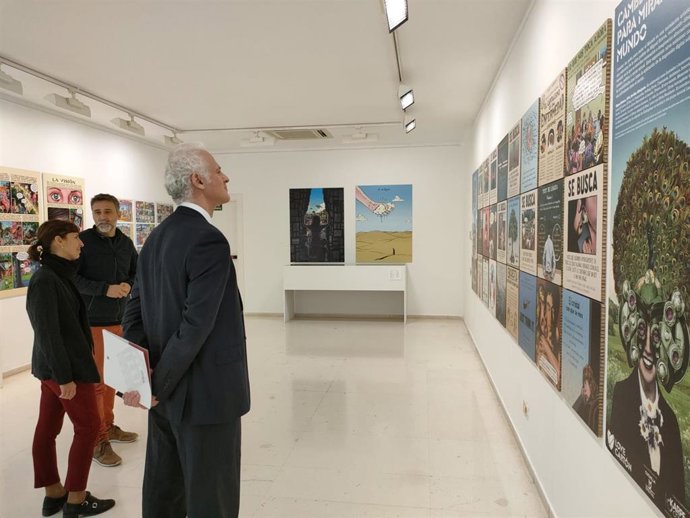 Inauguración exposición 'La bolsa o la vida' de Miguel Brieva