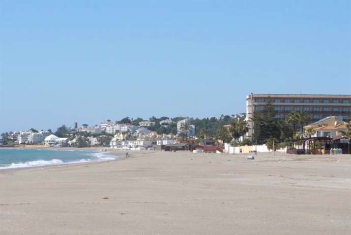 Archivo - Playa de La Cala de Mijas en una imagen de archivo 