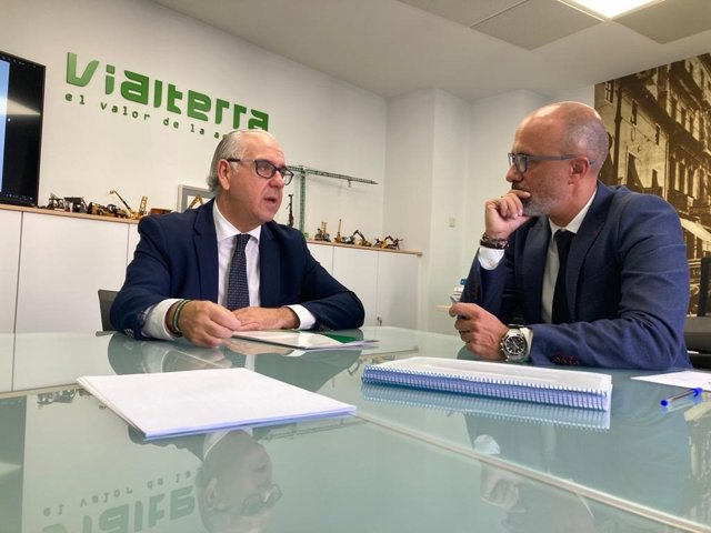Visita a las instalaciones de Vialterra.