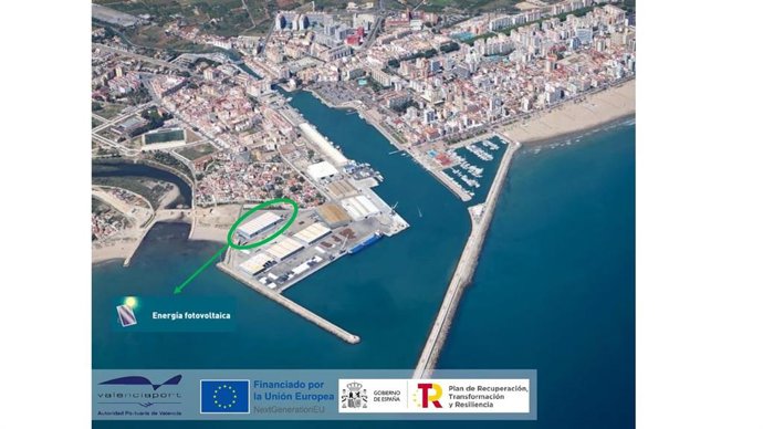 Archivo - Valenciaport activa la planta fotovoltaica del Puerto de Gandia