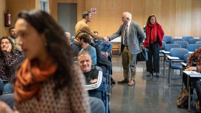Reunión en el IES Comercio con 19 representantes de centros de La Rioja