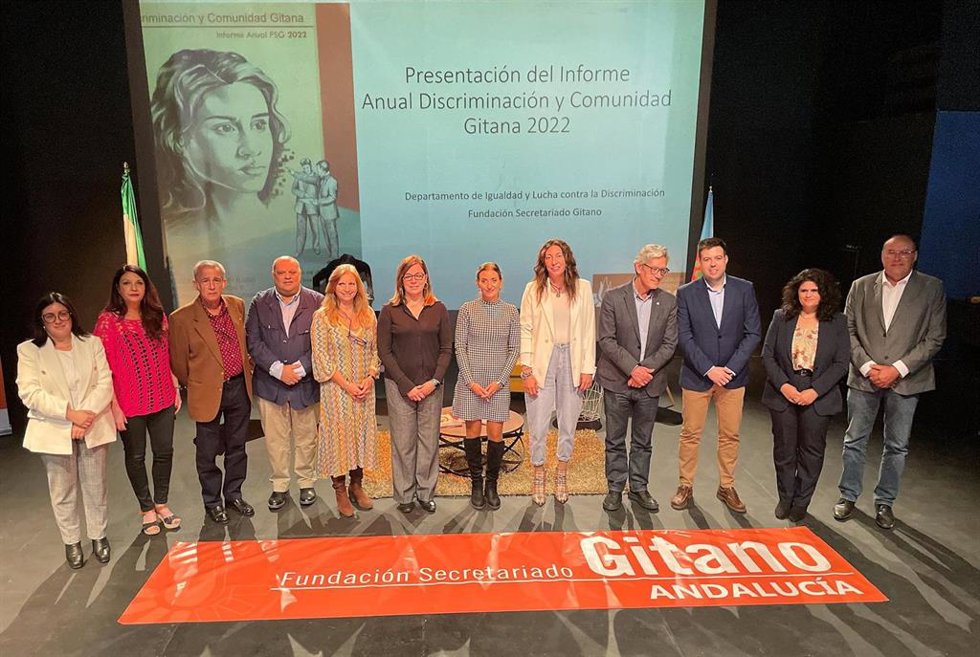 La Junta destinará diez millones a un programa para prevenir el abandono escolar en la comunidad gitana