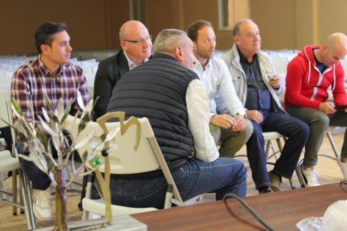 Reunión en la cooperativa San Sebastián