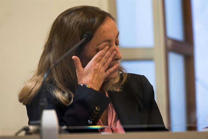 Juicio Con Jurado Popular En El Que Se Piden 25 Años De Cárcel Para La Mujer De 64 Años Acusada Por, Supuestamente, Asesinar A Su Novio, Cuyo Cráneo Apareció En 2019 En Una Caja En La Casa De Una Amiga De Ella, Este Lunes En La Audiencia De Cantabria.